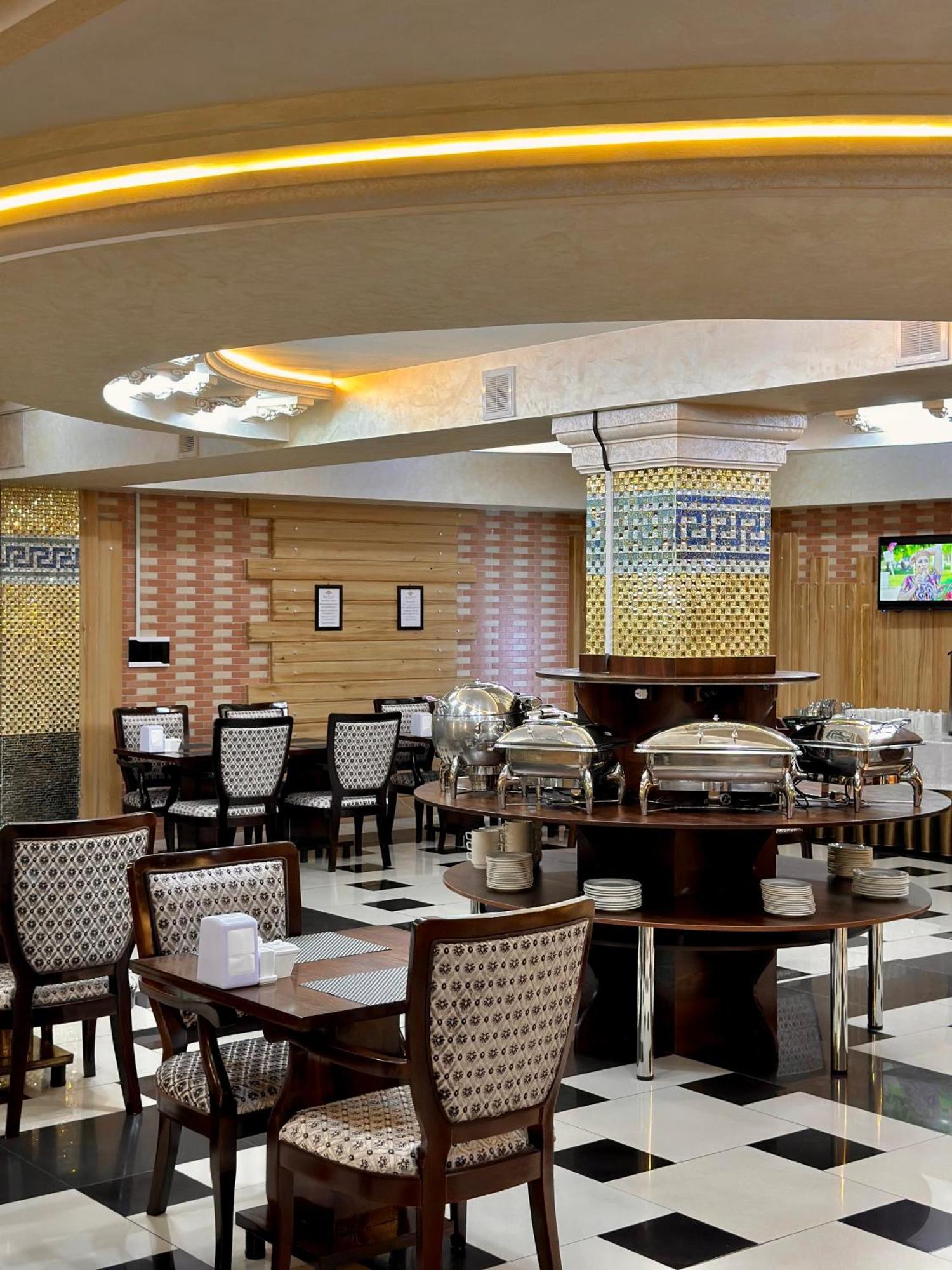 Hayot Hotel Tashkent Exterior photo
